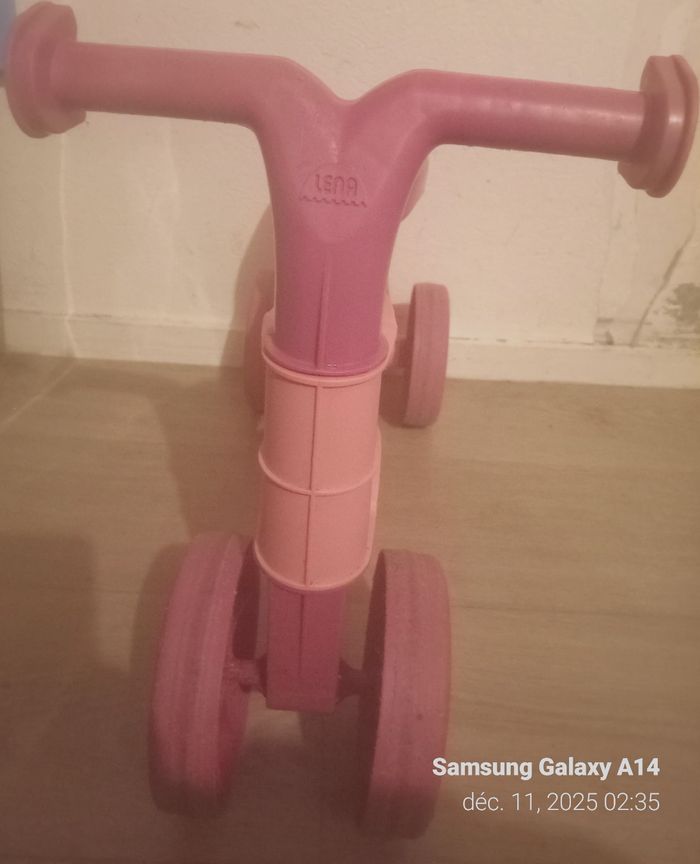 Draisienne pour petits de couleur rose - photo numéro 2