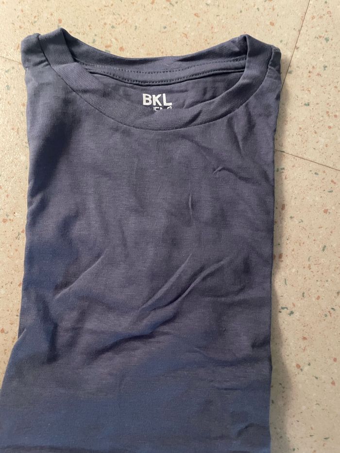 Tee-shirt gris 8 ans