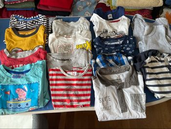 Lot vêtements garçon 2 ans