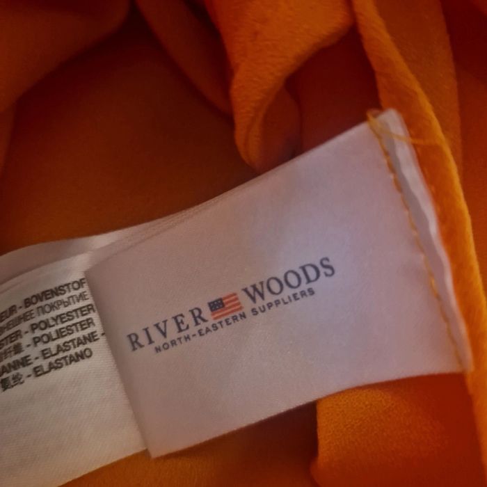 Très belle robe taille 42 coupe originale - photo numéro 3