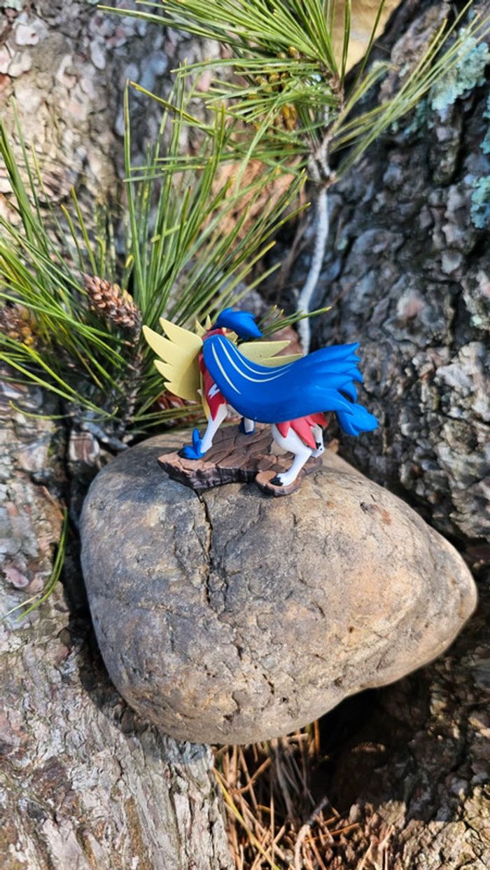 Super figurine Pokemon Nintendo zamazenta - photo numéro 5