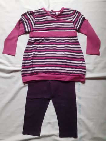 Ensemble tunique rayé framboise, noir, blanc  et rose et legging noir