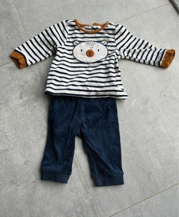 Pyjamas 12 mois