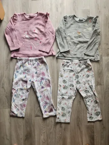 Lot 2 pyjamas 2 pièces hiver velours 36 mois