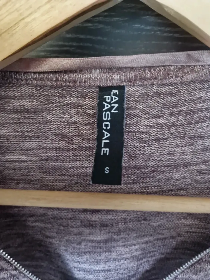 Haut manche longue Taille S - photo numéro 3