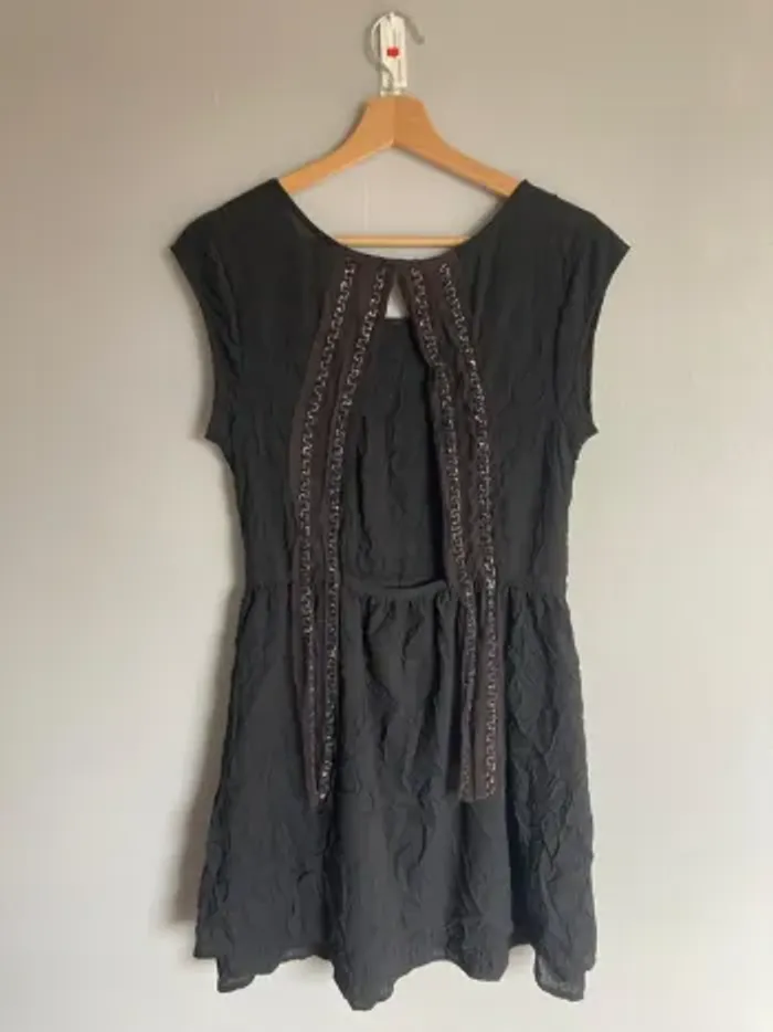 Robe noire dos nu Pepe Jeans avec perles – Taille M - photo numéro 4