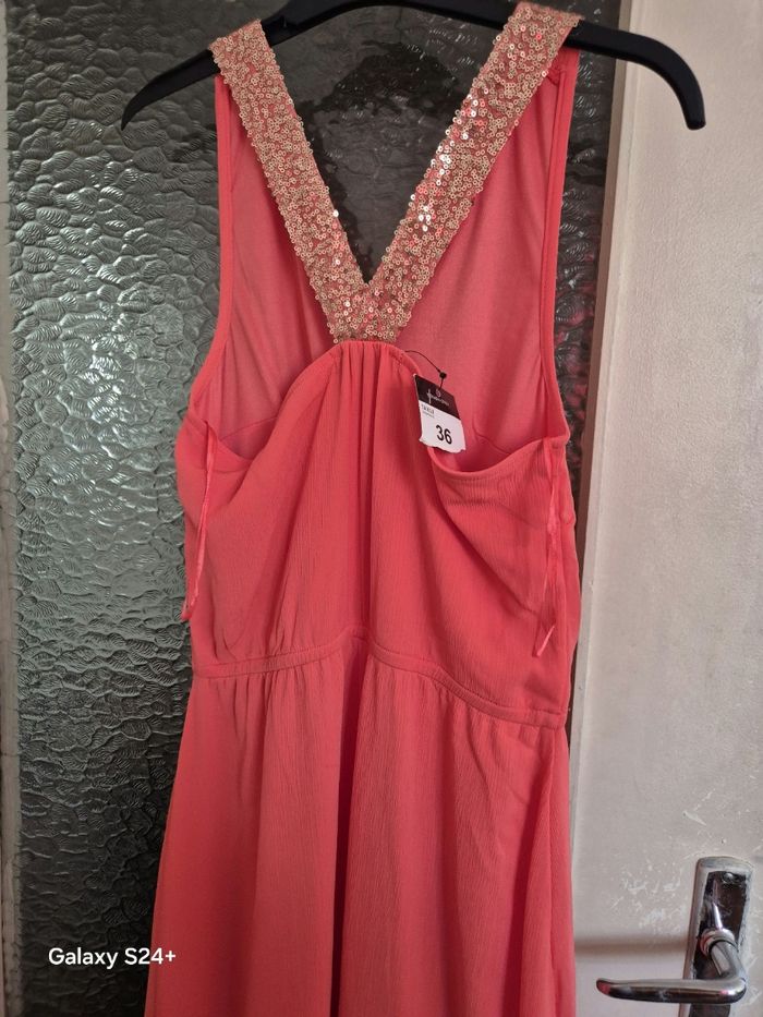 Robe corail - photo numéro 3