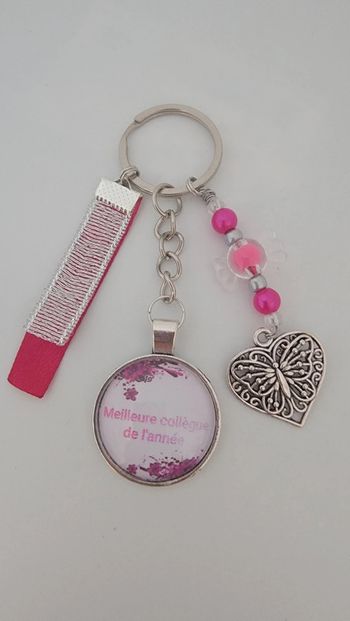 Cadeau collègue, porte clé message bijoux de sac " meilleure collègue de l'année "