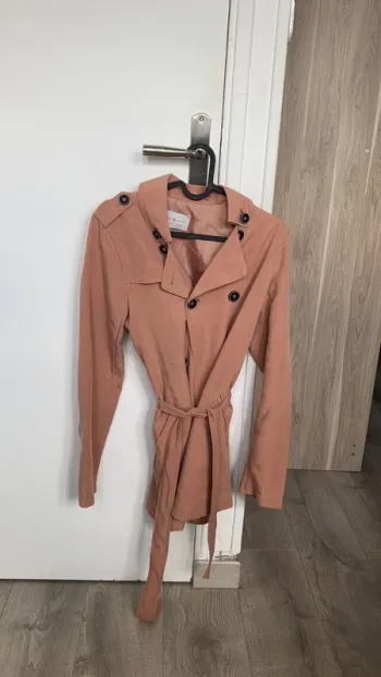 Trench-coat