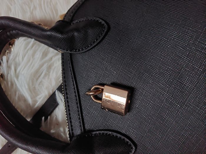 Sac à main Galeries Lafayette noir H14xl20 cm - Neuf - photo numéro 5