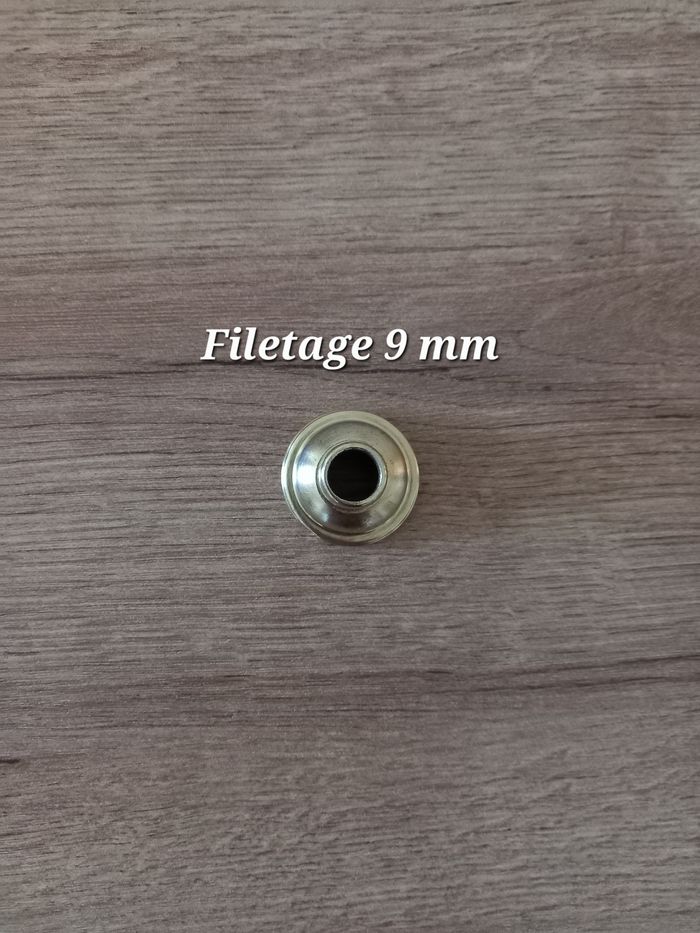 Douille B22 ancienne en acier laitonné et céramique +bague Abat-jour. - photo numéro 8