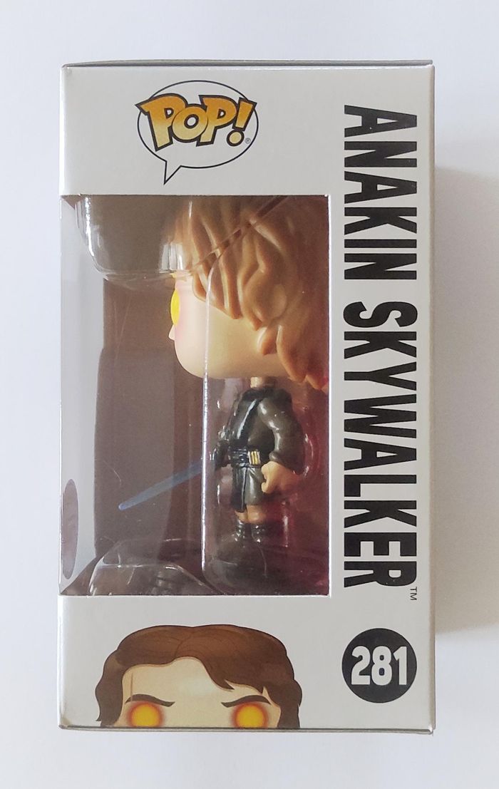 Funko POP! Anakin Skywalker (Dark Side) #281 Exclusive - Star Wars - Figurine Vinyle - photo numéro 2
