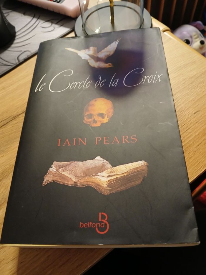 LIVRELE CERCLE DE LA CROIX DE IAIN PEARS