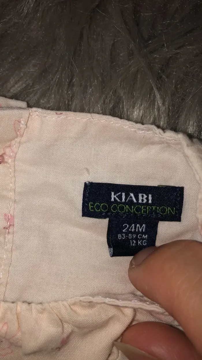 Ensemble kiabi avec blouse et short mi saison 24 mois - photo numéro 4