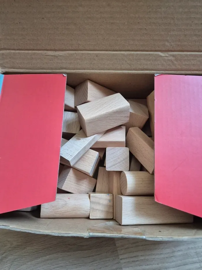Jeu de cubes en bois - photo numéro 2