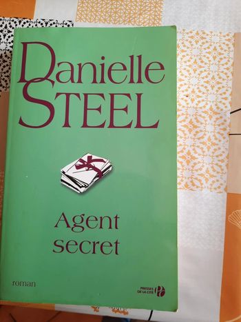 Livre Daniel steel agent secret