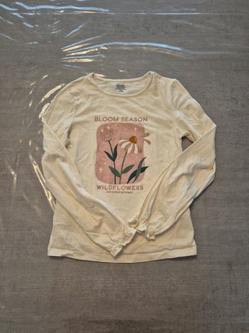Tee shirt