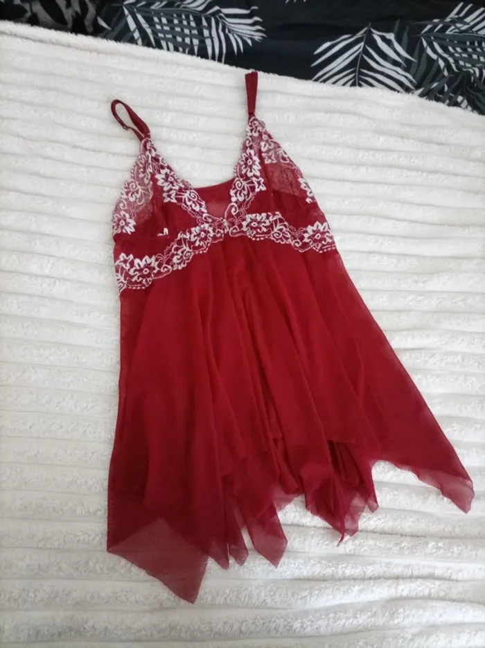 Nuisette rouge