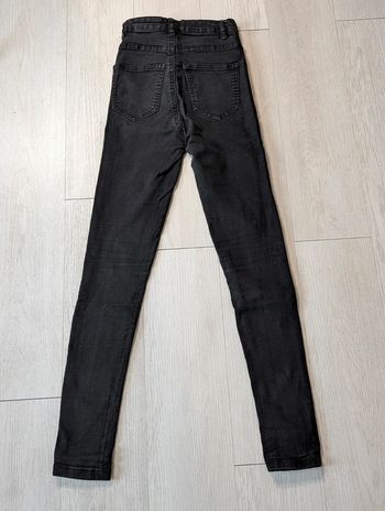 Jeans Jennyfer taille 32