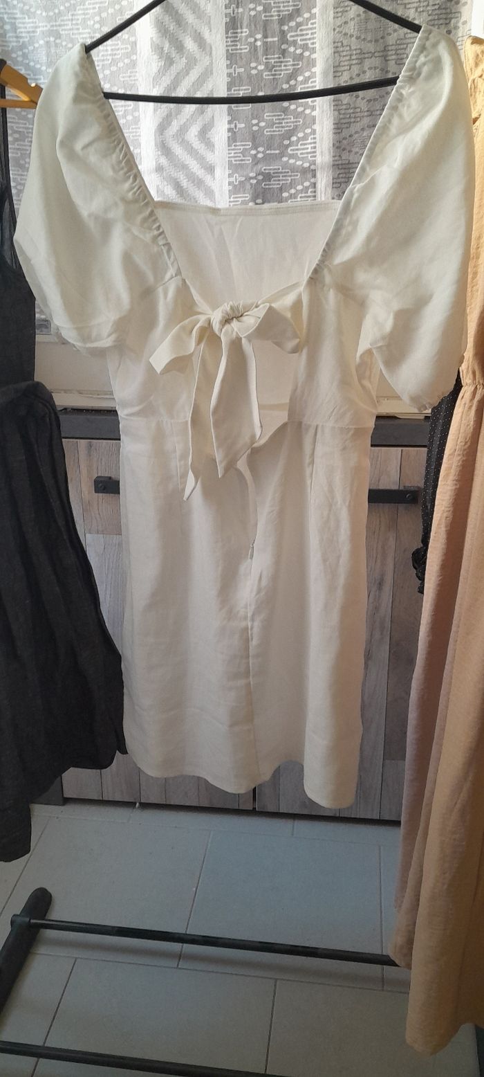 Robe blanche de Kiabi - photo numéro 2