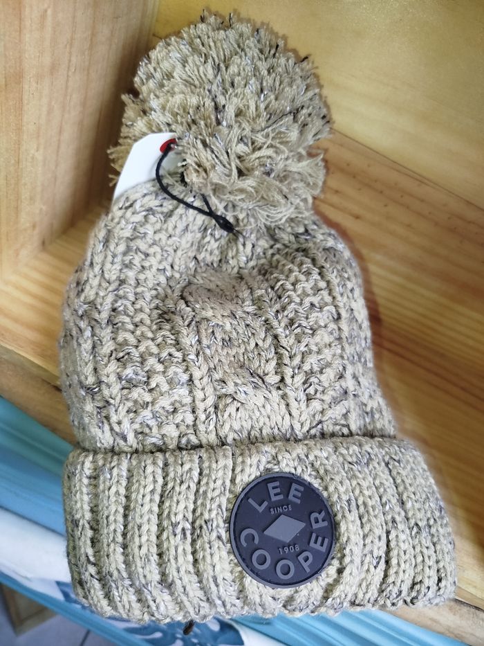 Bonnet hiver ❄️ T.u avec pompon