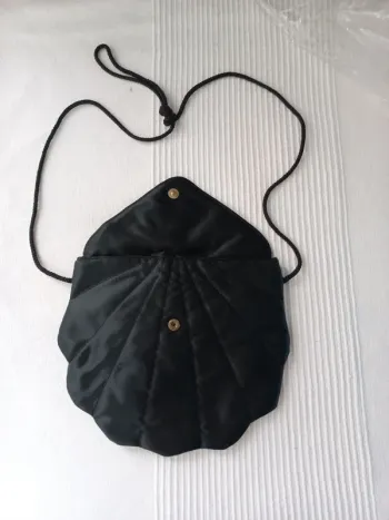 Pochette satin