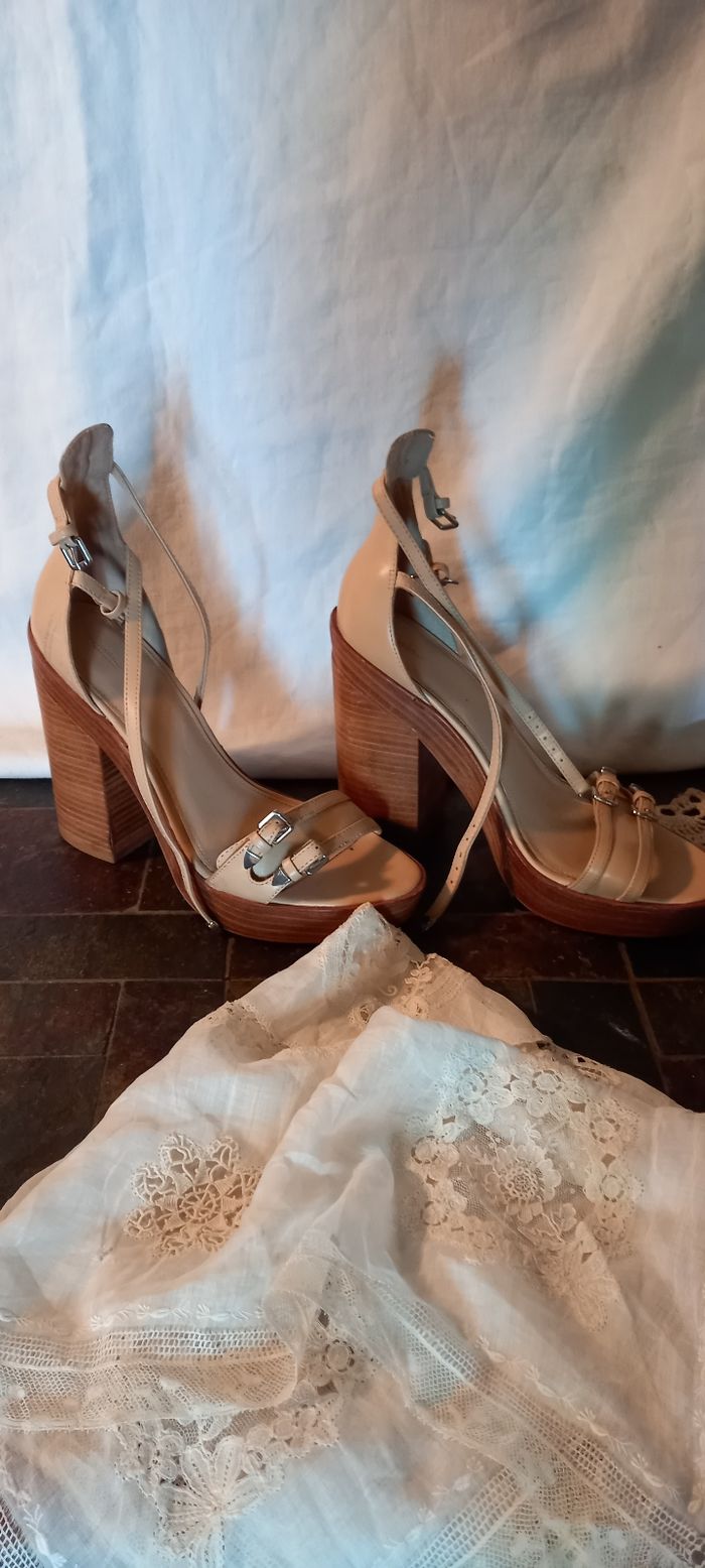 CHAUSSURES