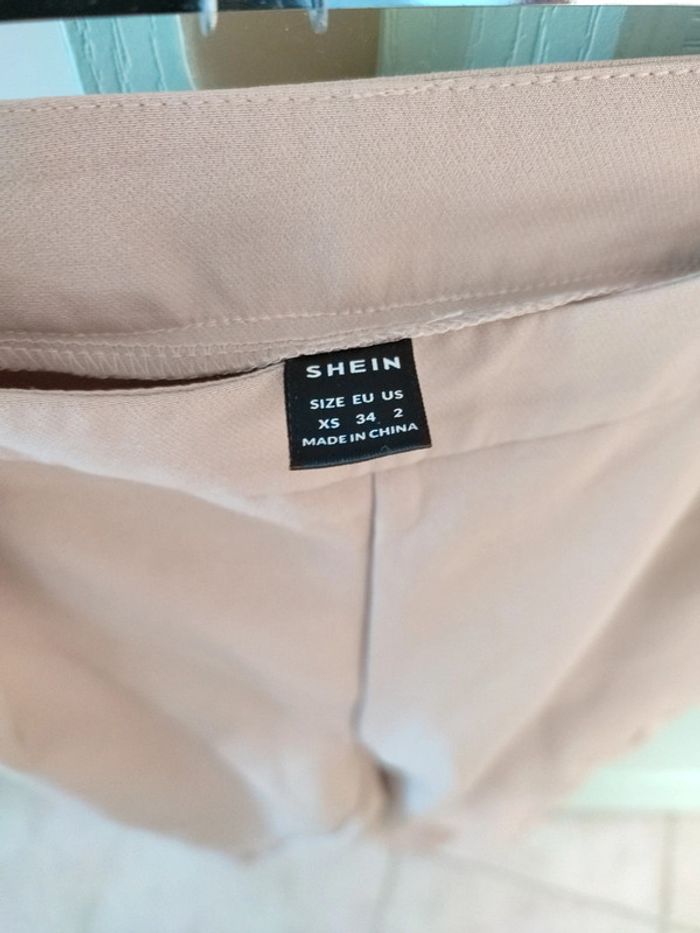 Ensemble de tailleur - photo numéro 4