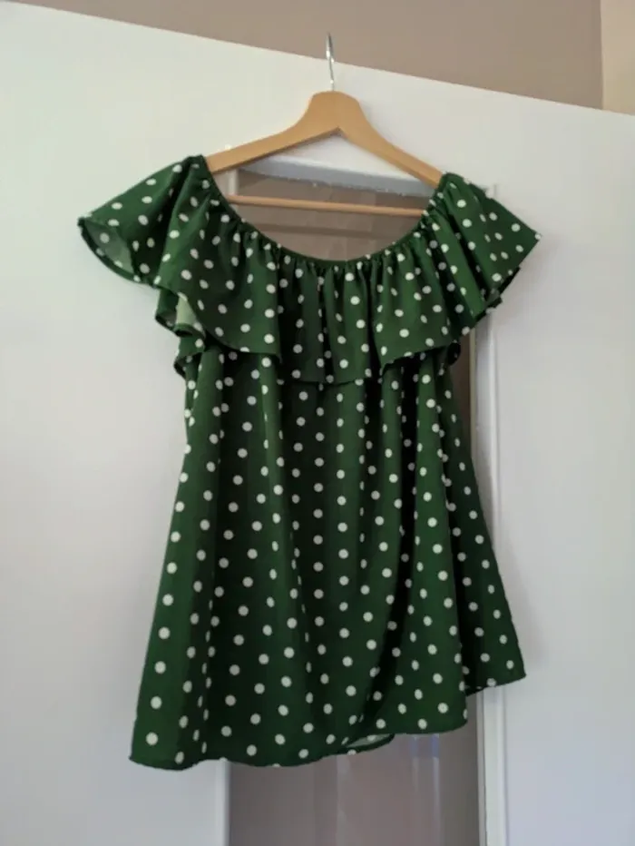 Magnifique haut blouse froufrou vert à pois Shein taille XL