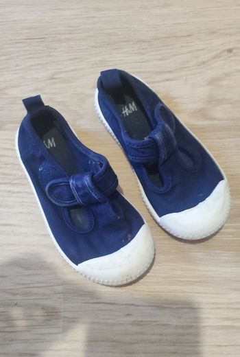 Chaussons bleus H&M 25