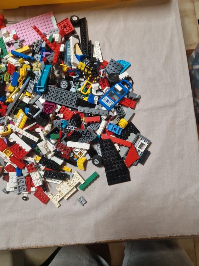 1kg lego vrac + personnages + boîte lego - photo numéro 2