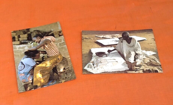 2 Cartes postales  Côte d' Ivoire (Afrique)  Scène de Village / Artiste peintre à Korhogo