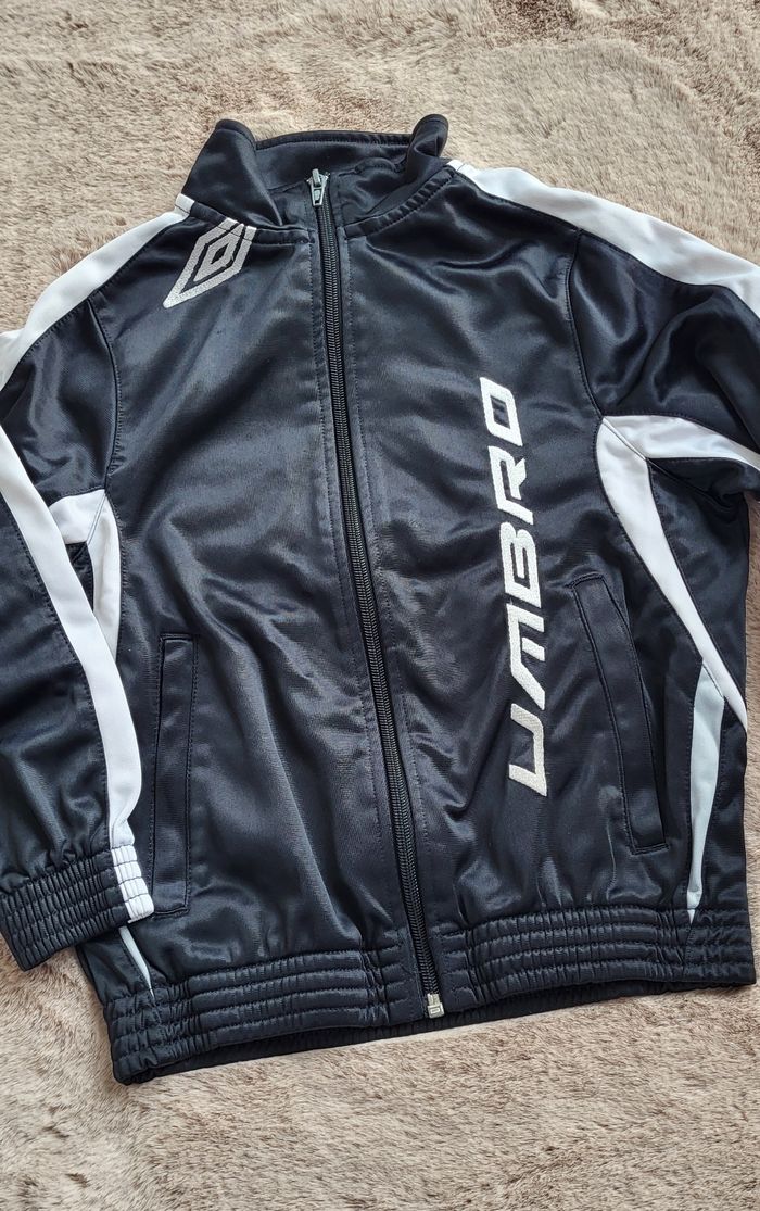 Lot vêtements 6 ans Garçon - photo numéro 9