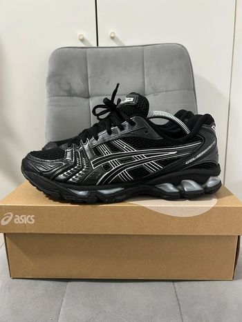 ASICS Gel Kayano 14 42