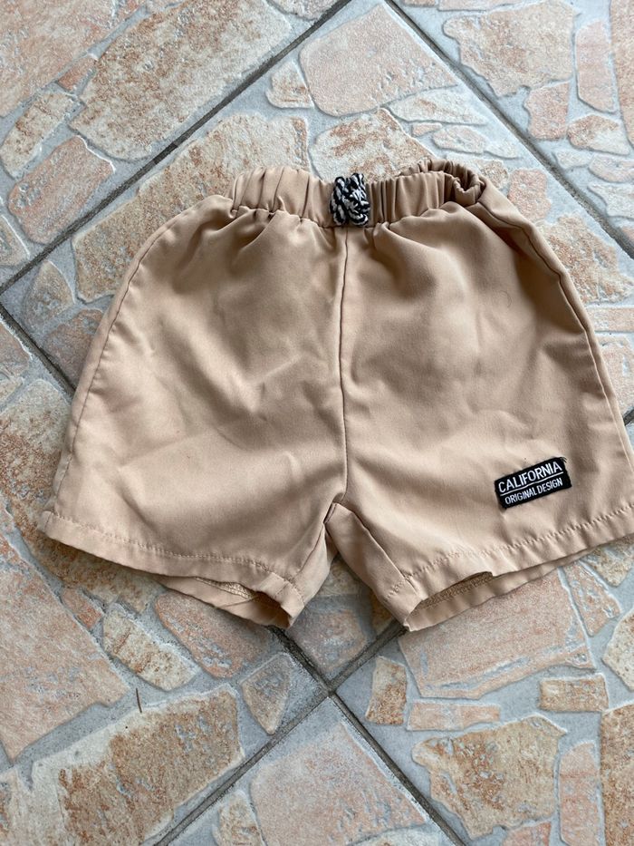 Short crème garçon - photo numéro 2