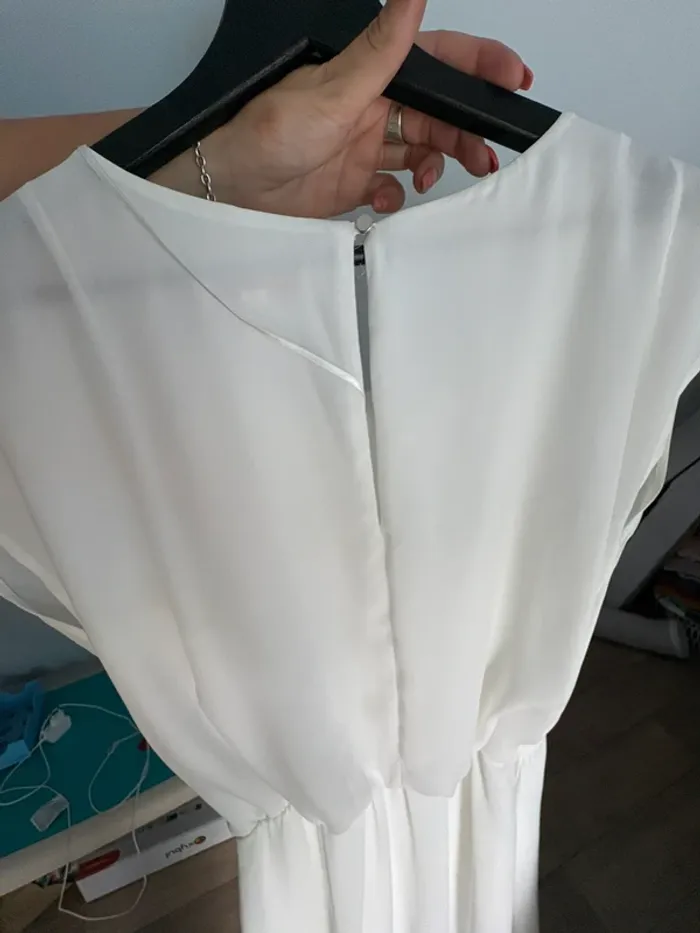 Très jolie robe blanche - photo numéro 3