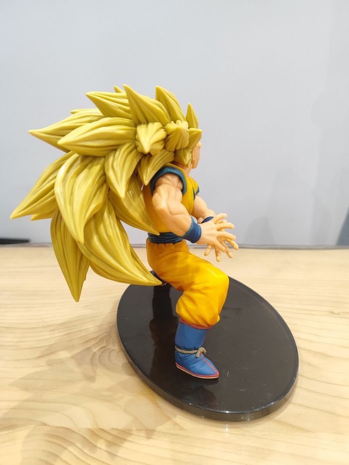 Figurine son goku ssj3 - photo numéro 2