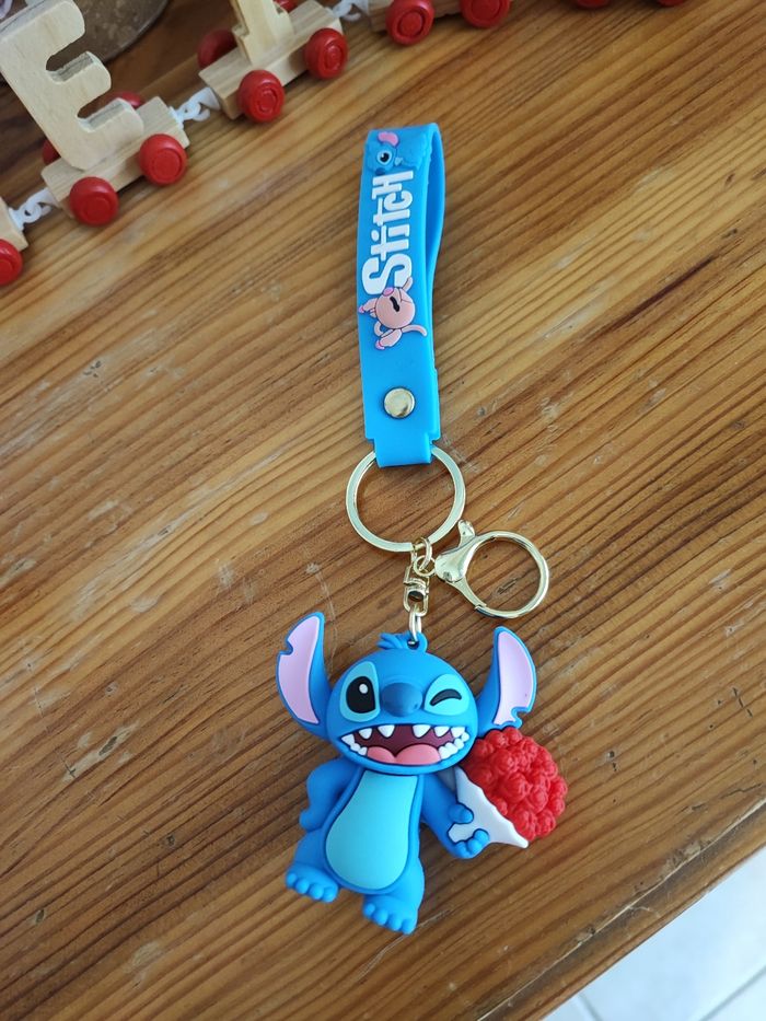 Porte clé stitch - photo numéro 7