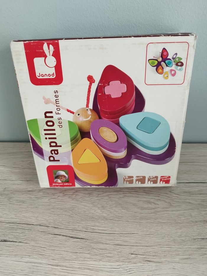 Puzzle en bois papillon - photo numéro 8