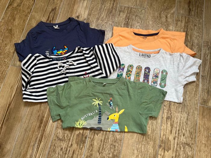 Lot tee-shirts