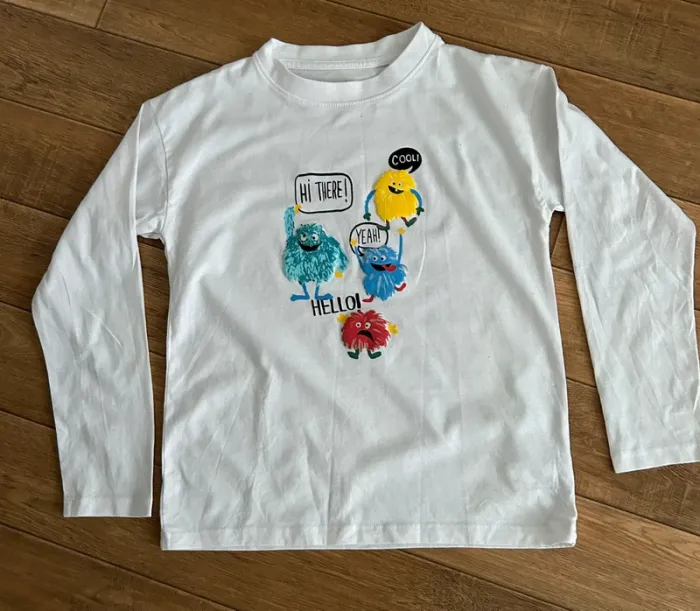 T-shirt 6-7 ans