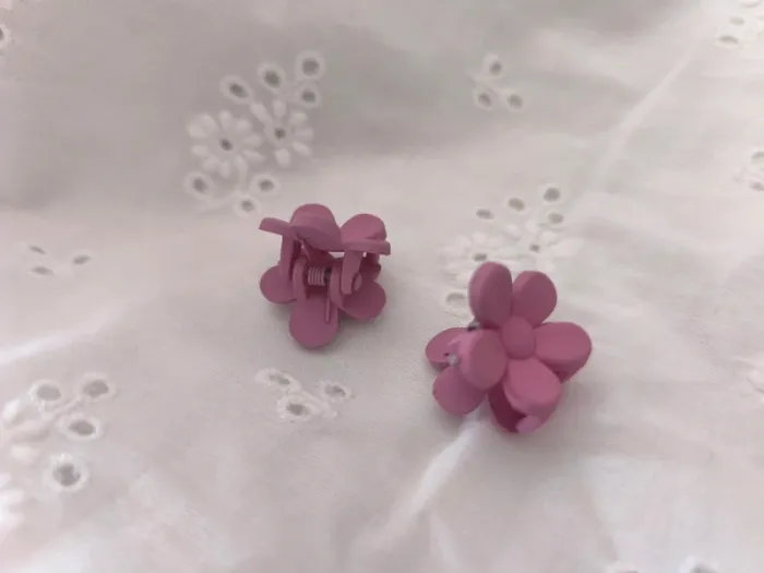 🌸 Lot de 4 mini pinces fleurs – Crème & Violet 🌸 - photo numéro 7