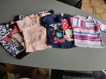 Lot de 4 pulls fille taille 6 mois