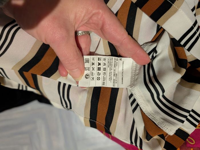 Chemisier Rayé United Colors of Benetton avec Lavallière en parfait état - photo numéro 8