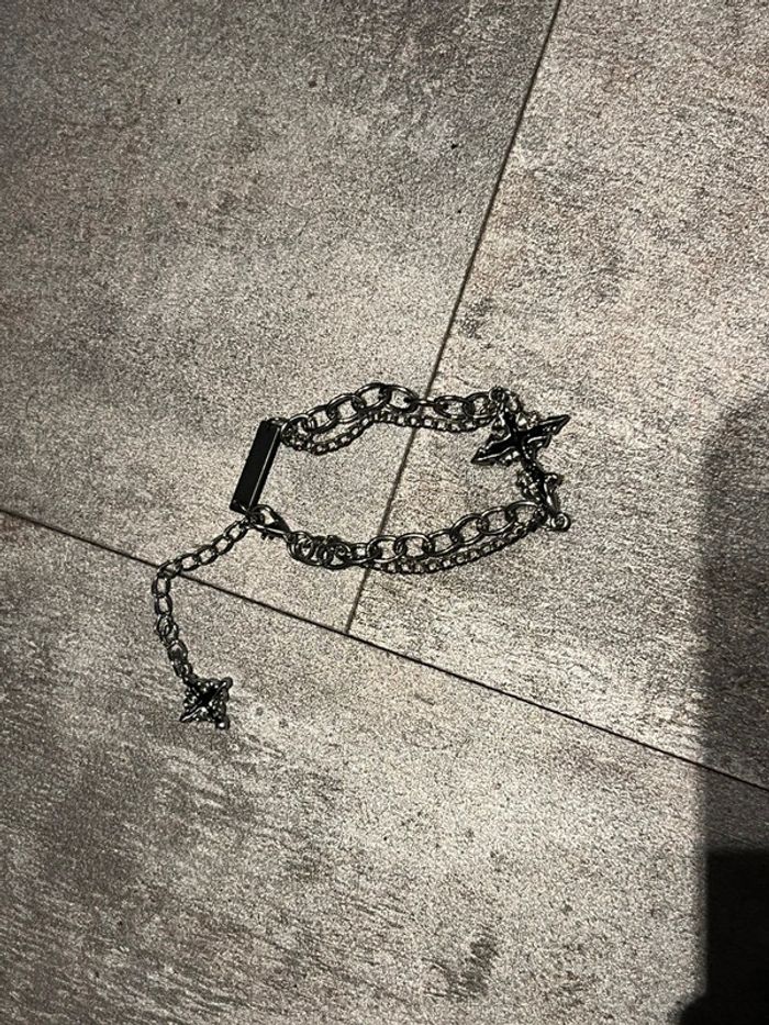 Bracelet goth Y2K croix noire – style cyberpunk / grunge - photo numéro 5