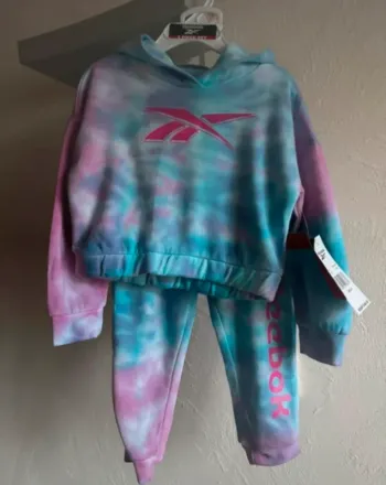 Sweat à capuche et jogging g Reebok