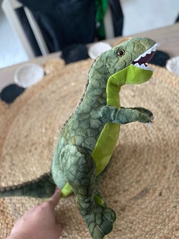 Peluche dinosaure