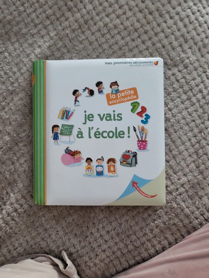 Je vais à l'ecole