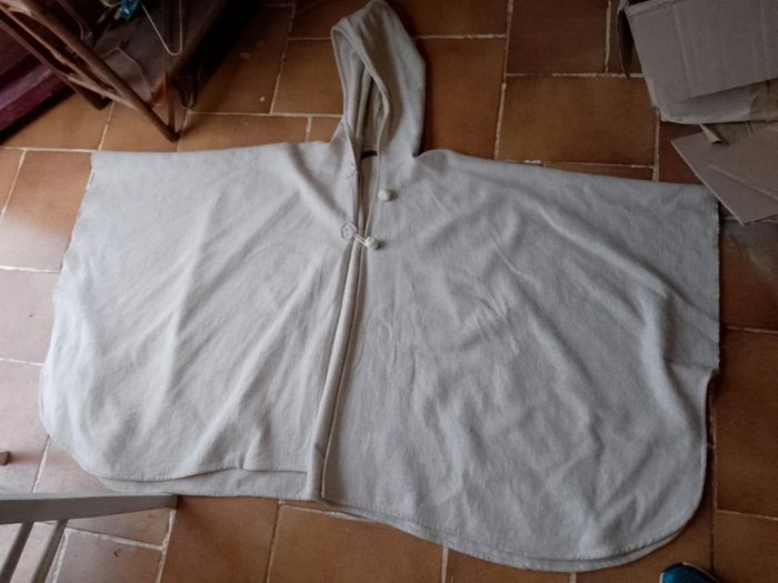 Cape de berger artisanale pure laine