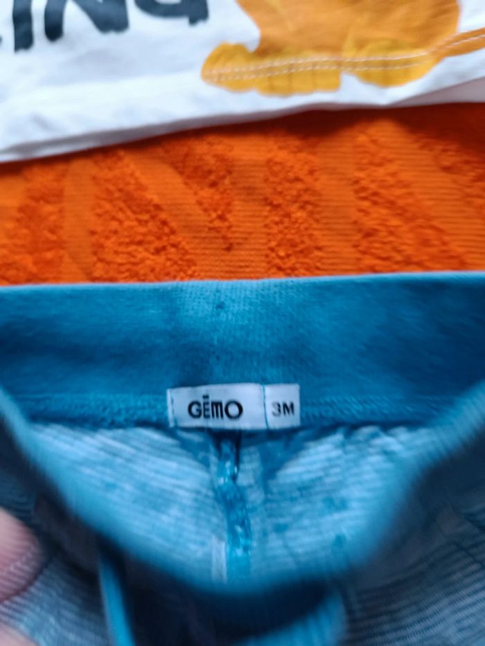 Short + tee-shirt 3 mois - photo numéro 5